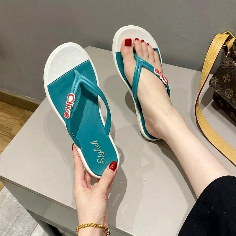 Premium Stylish Rubber Comfort Flip Flops - Product Image