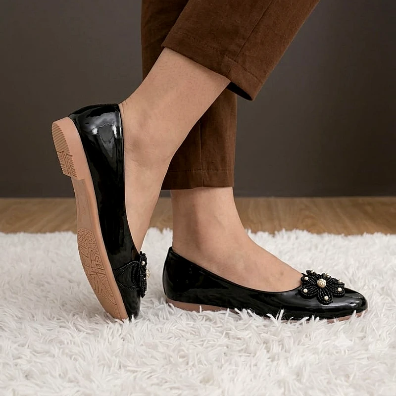 soft-rubber-comfortable-floral-flat_1249_tpyr.webp